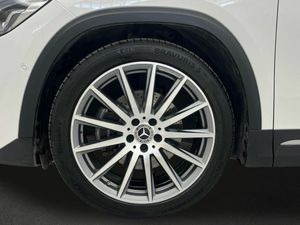Mercedes GLA 200 d AMG Line (EURO 6d)  - Foto 2