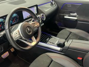Mercedes GLA 200 d AMG Line (EURO 6d)  - Foto 2