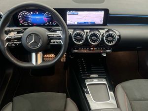 Mercedes Clase A 180 d  - Foto 2
