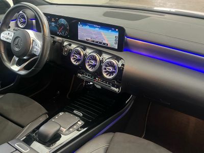 Mercedes Clase A 180 d AMG Line