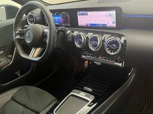 Mercedes Clase A 180 d  - Foto 2