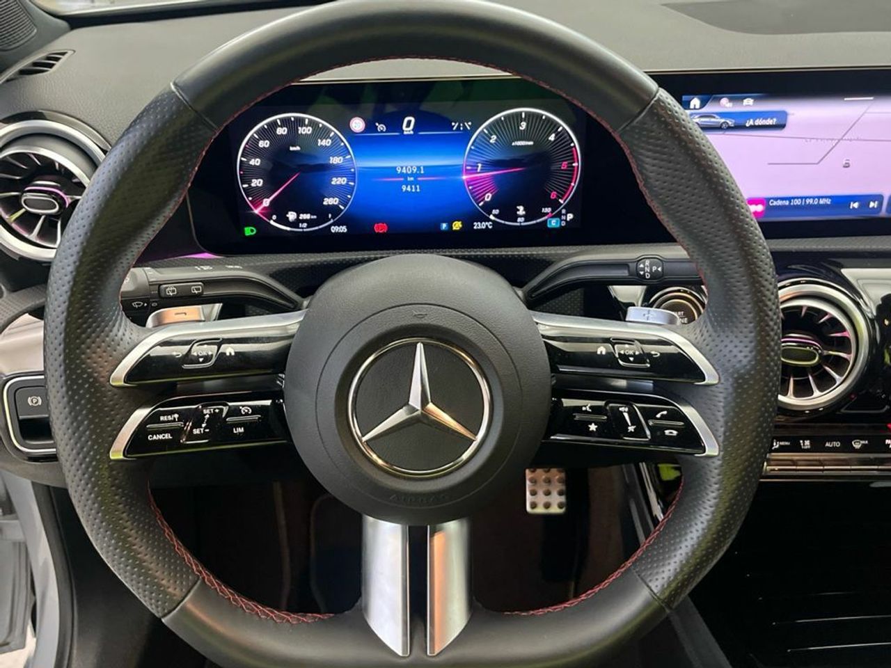 Mercedes Clase A 200 d Compacto - Foto 2