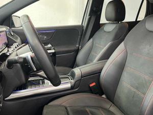 Mercedes GLA 200 D  - Foto 2