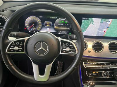 Mercedes Clase E 300 de AMG Line (EURO 6d-TEMP)