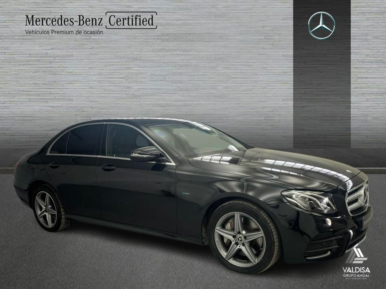 Mercedes Clase E 300 de AMG Line (EURO 6d-TEMP) - Foto 2