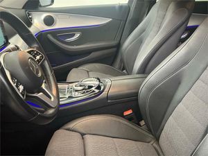 Mercedes Clase E 300 de AMG Line (EURO 6d-TEMP)  - Foto 2