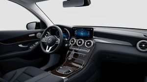 Mercedes GLC 200 4Matic AMG Line (EURO 6d)  - Foto 2
