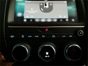 Jaguar E-Pace 2.0P 184kW R-Dynamic 4WD Auto  - Foto 2