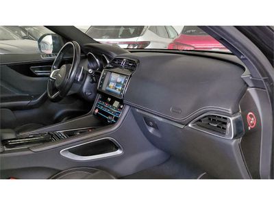 Jaguar F-Pace 2.0L i4D 132kW Prestige Auto