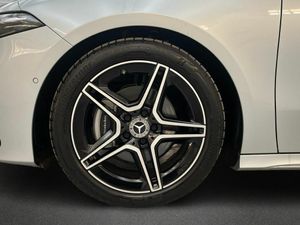 Mercedes Clase A 180 Berlina  - Foto 2