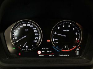 BMW X1 sDrive18i  - Foto 2