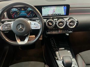 Mercedes CLA 200 D DCT  - Foto 2