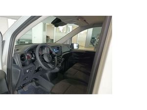 Mercedes Vito 110CDI 75kW furgón Base larga  - Foto 2