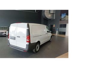 Mercedes Vito 110CDI 75kW furgón Base larga  - Foto 2