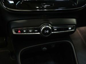 Volvo XC40 1.5 T3 Auto  - Foto 2