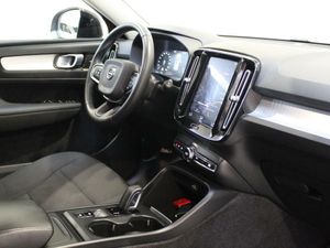 Volvo XC40 1.5 T3 Auto  - Foto 2