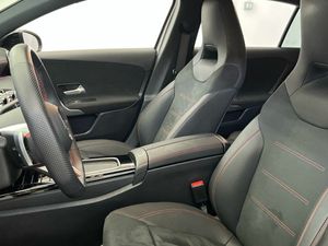 Mercedes Clase A 180 d Compacto  - Foto 2