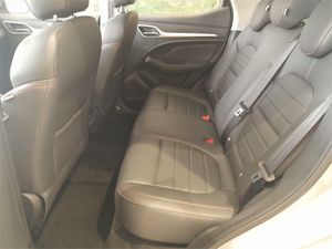 MG ZS 1.0T Luxury Auto  - Foto 2