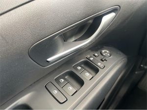 Hyundai Tucson 1.6 CRDI 85kW (115CV) Maxx  - Foto 2