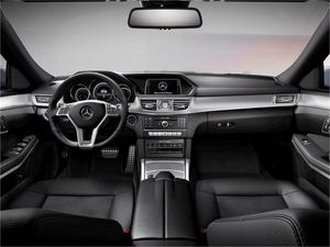 Mercedes Clase E 220 BlueTEC 4MATIC  - Foto 2