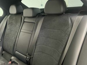 Mercedes Clase E 300 de berlina con tecnología híbrida EQ  - Foto 2