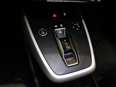 Audi Q4 Advanced 40 e-tron 150kW 82kWh