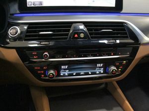 BMW Serie 5 520dA Touring  - Foto 2