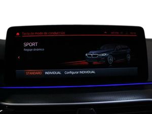 BMW Serie 5 520dA Touring  - Foto 2