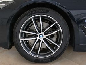 BMW Serie 5 520dA Touring  - Foto 2