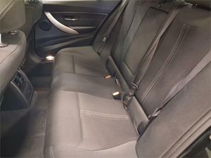 BMW Serie 3 318dA Business  - Foto 2