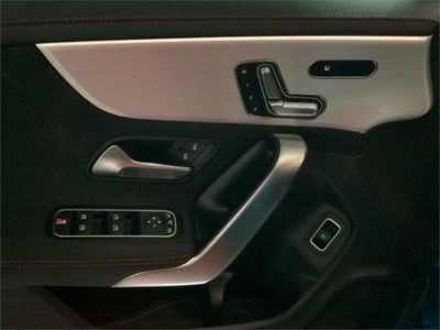 Mercedes CLA 200