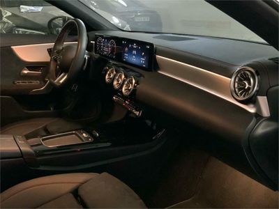 Mercedes CLA 200