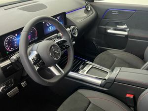 Mercedes GLA 200 D  - Foto 2