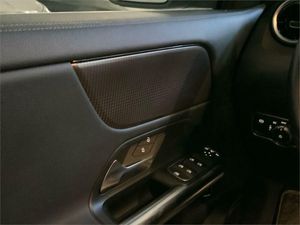 Mercedes GLA 180  - Foto 2