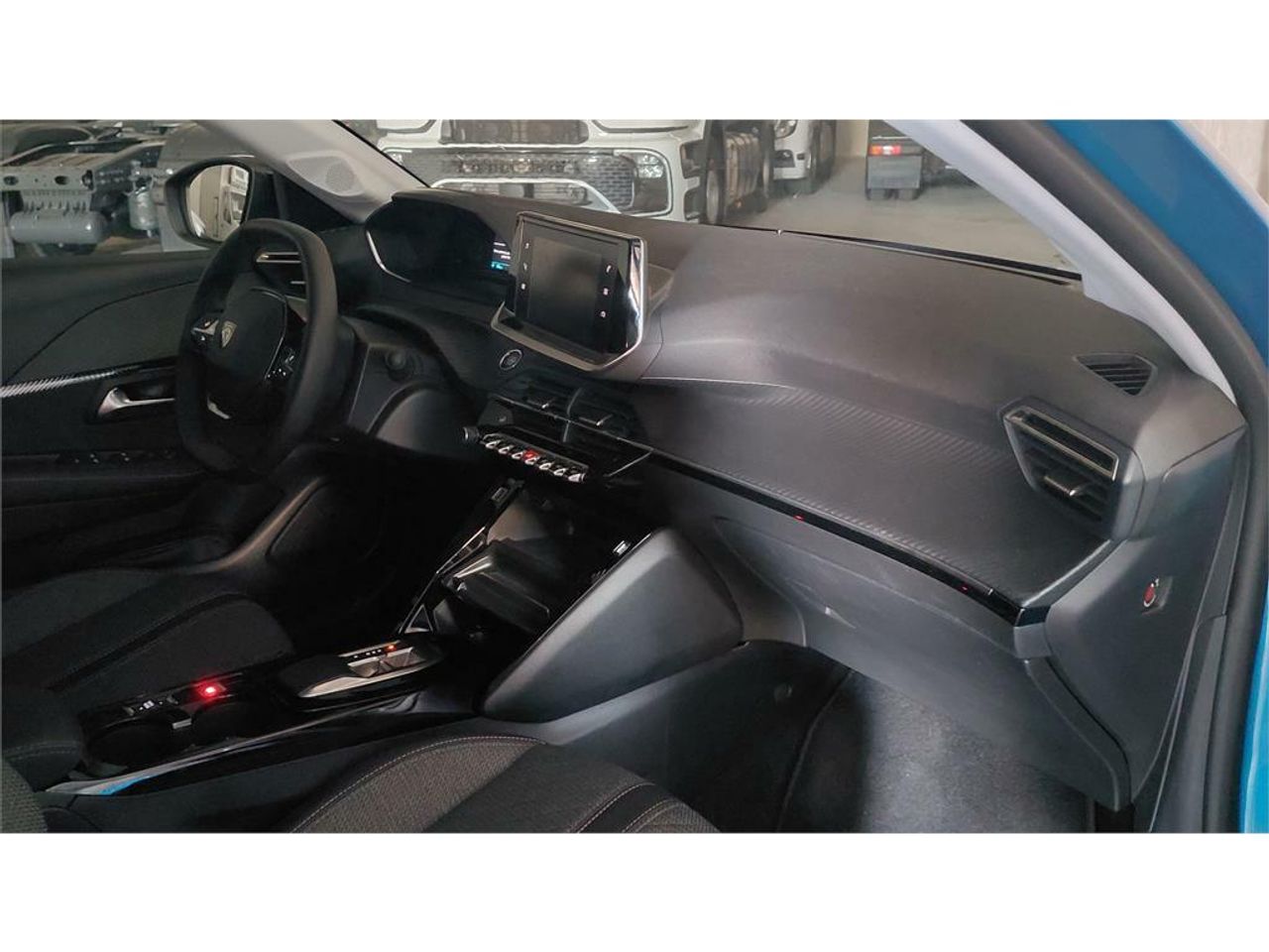 Peugeot 208 Active Eléctrico 136 (100 Kw) - Foto 2