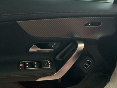 Mercedes CLA 180