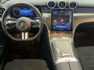 Mercedes GLC 220 d 4Matic AMG Line (EURO 6d)  - Foto 2