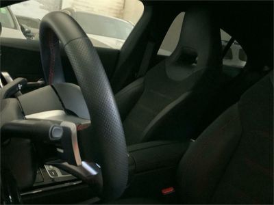 Mercedes CLA 200