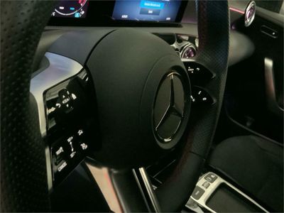 Mercedes CLA 200