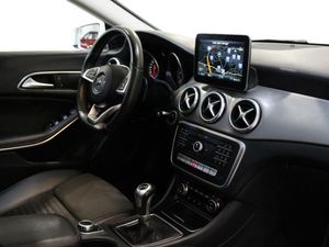 Mercedes CLA 200 d  - Foto 2