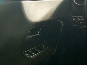 Mercedes CLA 180  - Foto 2