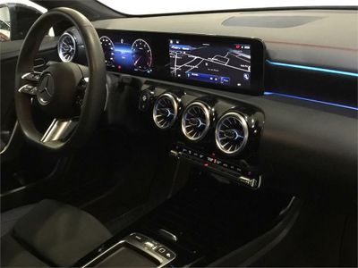 Mercedes CLA 200