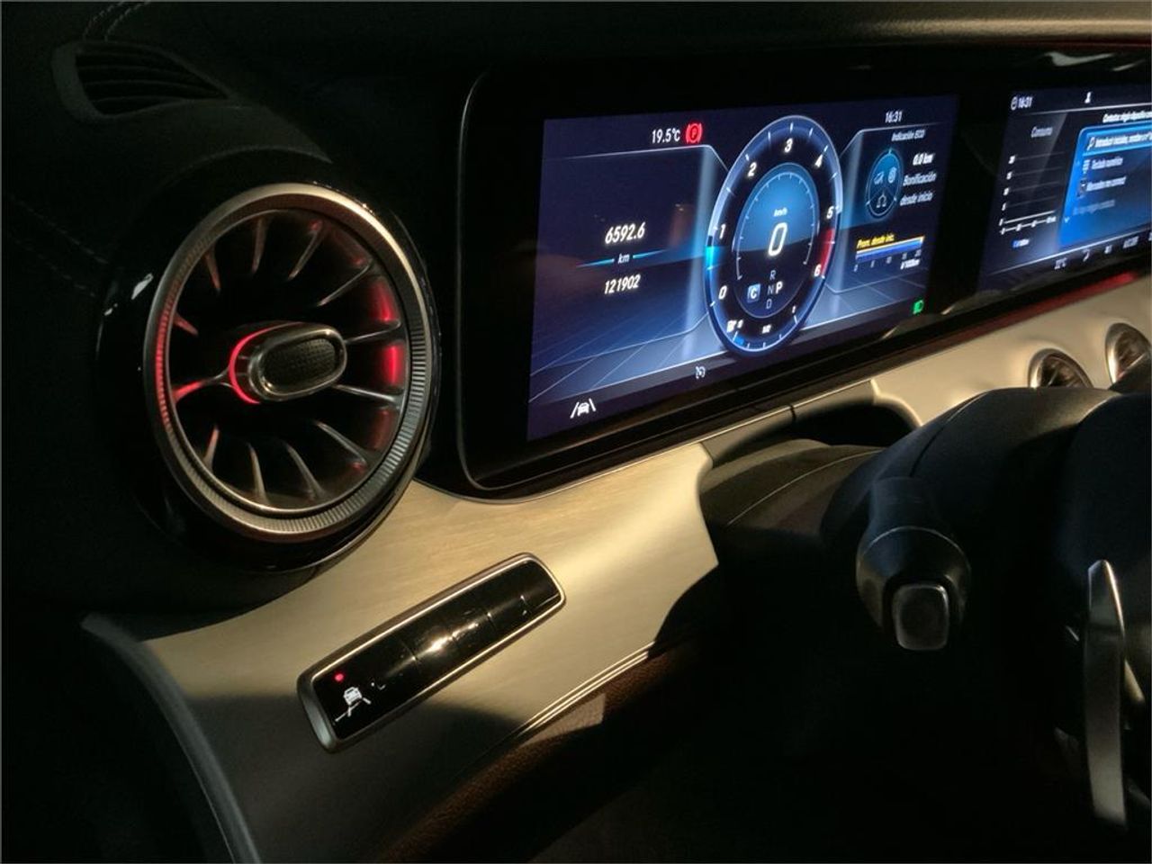 Mercedes Clase E Coupé E 220 d - Foto 2