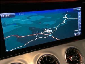 Mercedes Clase E Coupé E 220 d  - Foto 2