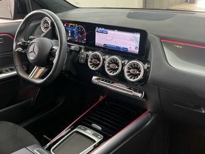Mercedes GLA 200 d AMG Line (EURO 6d)  - Foto 2