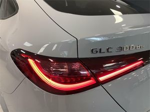 Mercedes GLC Coupé GLC 300 de 4MATIC  - Foto 2