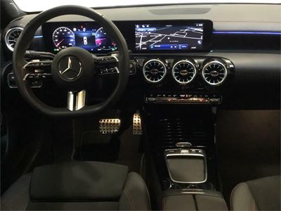 Mercedes CLA 200