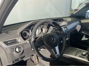 Mercedes Clase E 220 CDI Avantgarde Plus  - Foto 2