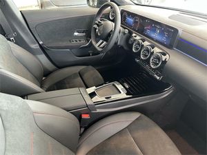 Mercedes CLA 220 D DCT  - Foto 2