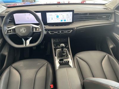 MG HS 1.5T Luxury